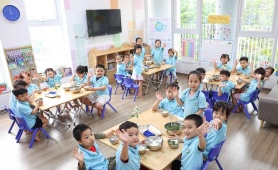 Trước thềm năm học mới, nhiều địa phương kiểm soát chặt chẽ, minh bạch bữa ăn bán trú 