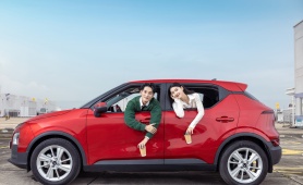 Mua ô tô đầu tiên cho gia đình, chủ xe chấm VinFastVF 5 vì“bố mẹ dễ lái, con ngồi thoải mái, nuôi xe nhẹ gánh”