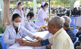 Thủ tướng chỉ đạo triển khai khám sức khỏe miễn phí cho người dân thực chất, hiệu quả