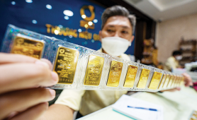 Giá vàng hôm nay 14/10: Vàng thế giới lao dốc, SJC tuột mốc 140 triệu đồng/lượng