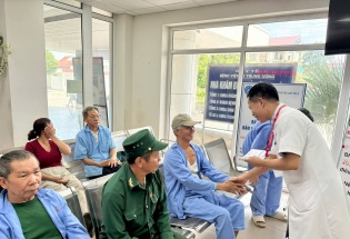 Bộ Y tế bảo vệ quyền lợi người bệnh BHYT: Không khám dịch vụ, không phải trả thêm tiền