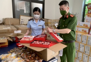 Tháng cao điểm kiểm tra toàn diện thực phẩm chức năng, thiết bị y tế giả trên cả nước