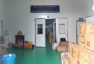 TP.HCM: Tạm giữ hàng nghìn hộp mỹ phẩm nghi giả thương hiệu