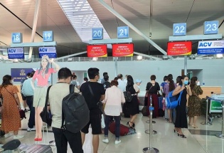 Các cảng hàng không đón 89 triệu lượt khách di chuyển trong 9 tháng