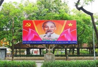 Kỷ niệm 134 năm ngày sinh chủ tịch Hồ Chí Minh vĩ đại