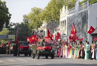 Xúc động, tự hào trong Ngày hội Văn hóa vì Hòa bình kỷ niệm 70 năm Giải Phóng Thủ Đô