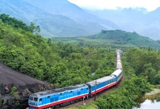 Chạy thí điểm chuyến tàu kết nối du lịch Hà Nội - Thái Nguyên