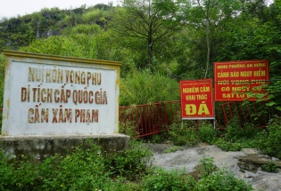 Thanh Hóa: Gia cố để bảo vệ di tích thắng cảnh Hòn Vọng Phu