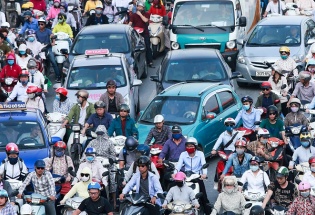 Hà Nội tổng rà soát phương tiện và chuẩn bị hạ tầng trạm sạc xe điện