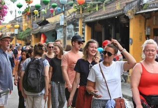 Ngành du lịch đón hơn 1,73 triệu khách quốc tế trong tháng 10