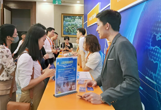 Thương mại điện tử xuyên biên giới: Chìa khóa bứt phá xuất khẩu Việt Nam