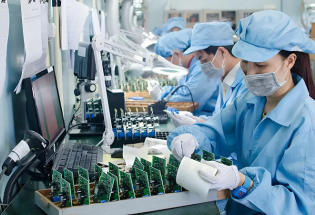 Việt Nam có 8 nhóm hàng đạt trên 10 tỷ USD, công nghiệp chế biến thúc đẩy kim ngạch xuất khẩu