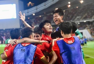 Thủ tướng gửi thư chúc mừng Đội tuyển bóng đá nam U22 và Đội tuyển nữ Futsal quốc gia Việt Nam