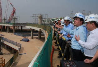 Phó Thủ tướng chỉ đạo đẩy nhanh tiến độ triển khai dự án sân bay Long Thành