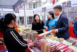 Hà Nội: Khai mạc Triển lãm thủ công mỹ nghệ sáng tạo phục vụ Xuân Bính Ngọ 2026