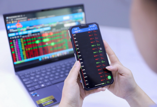 Sự cố nghẽn thanh toán T+2, nhiều nhà đầu tư 'kẹt hàng'