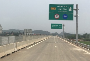 Sẽ thu phí 5 tuyến cao tốc đầu tư công từ ngày 2-3