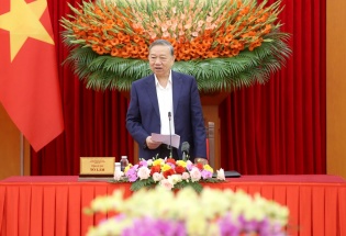 Tổng Bí thư họp Ban chỉ đạo Tổng kết 100 năm Đảng lãnh đạo Cách mạng Việt Nam