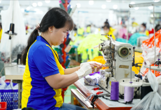 Đầu tư vào khâu sợi, dệt, nhuộm vẫn là thách thức lớn cho ngành dệt may