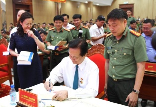 Ra mắt sách 'Đổi mới, kiến tạo, hội nhập, phát triển' của nguyên Thủ tướng Nguyễn Tấn Dũng