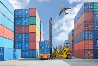 Hoả tốc hỗ trợ thủ tục cho doanh nghiệp trước biến động Trung Đông