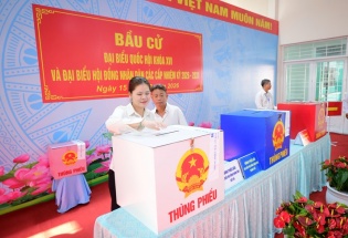 Trên 99,68% cử tri cả nước đi bỏ phiếu bầu cử đại biểu Quốc hội khóa XVI và HĐND các cấp