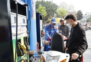 Giá xăng tăng sốc 20-25%, Bộ Công Thương kích hoạt kịch bản ứng phó khẩn cấp