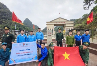 Sắc xanh tháng ba nơi biên cương Cao Bằng