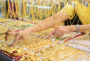 Giá vàng ngày 25/3: Vàng SJC và nhẫn trơn tăng gần 5 triệu đồng/lượng