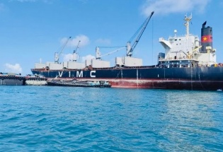 Việt Nam huy động tàu cỡ lớn chở dầu từ Trung Đông để đảm bảo an ninh năng lượng