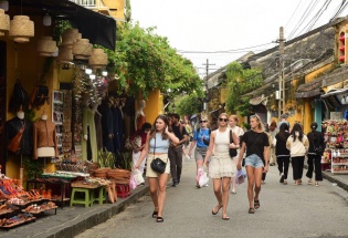 Du lịch Việt Nam đón hơn 6,7 triệu lượt khách quốc tế trong quý đầu năm