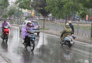 Dự báo thời tiết ngày 23/4: Bắc Bộ có mưa dông diện rộng