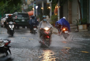 Dự báo thời tiết ngày 29/4: Bắc Bộ và Trung Bộ có mưa lớn