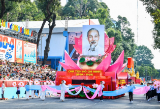 Tư tưởng Hồ Chí Minh soi sáng hành trình phát triển đất nước