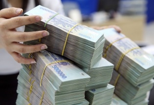 Ngân hàng Nhà nước yêu cầu xử lý nghiêm hành vi 'lách' quy định đẩy lãi suất