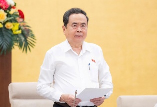 Chủ tịch Quốc hội: Xử lý ngay những vấn đề cấp bách, không thể chậm trễ