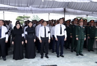 Phó Thủ tướng Nguyễn Văn Thắng dự lễ an táng 63 hài cốt liệt sĩ tại Đồng Nai 