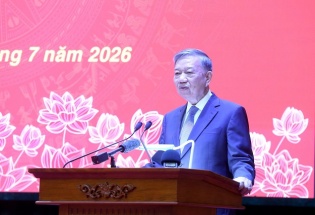 'Không đánh mất niềm tin vào khả năng phục thiện của con người'