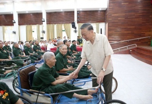 Tổng Bí thư, Chủ tịch nước Tô Lâm: Tri ân người có công là thước đo tính nhân văn của chế độ