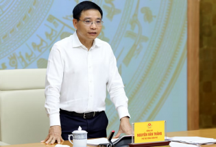 Phó Thủ tướng Nguyễn Văn Thắng: Xử lý dứt điểm vướng mắc Thuế và Hải quan trước ngày 31/8