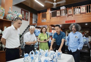 Nâng tầm Gốm Bát Tràng, đổi mới thiết kế để trở thành dòng quà tặng giá trị
