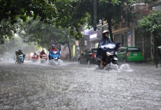 Dự báo thời tiết ngày 19/8: Bắc Bộ và Trung Bộ có mưa lớn diện rộng