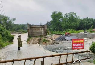 Thanh Hóa: Sơ tán 469 khẩu ra khỏi vị trí sạt lở nguy hiểm