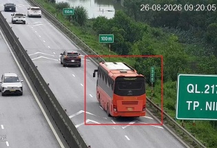 Phó Thủ tướng yêu cầu rà soát, đánh giá kỹ quy định về khoảng cách an toàn trên cao tốc