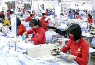 Dệt may Việt tăng tốc chuyển đổi xanh để giữ nhịp xuất khẩu toàn cầu