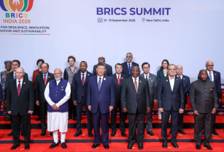 Thủ tướng Lê Minh Hưng cùng nhiều nguyên thủ dự Hội nghị thượng đỉnh BRICS tại Ấn Độ