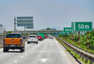 Phó Thủ tướng yêu cầu rà soát, hoàn thiện quy định về khoảng cách an toàn trên cao tốc
