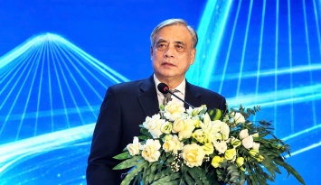 PGS.TS Trần Đình Thiên: Miền Trung cần biến lợi thế thành những dòng chảy kinh tế