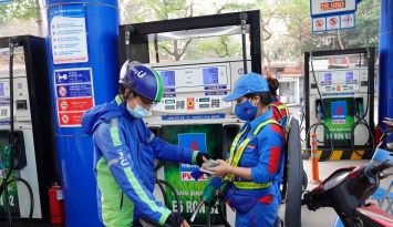 Sửa quy định kinh doanh xăng dầu: Bỏ giá cơ sở, trao quyền định giá cho doanh nghiệp