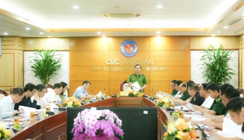 Buôn lậu chuyển sang chia nhỏ hàng, gia tăng trên không gian mạng